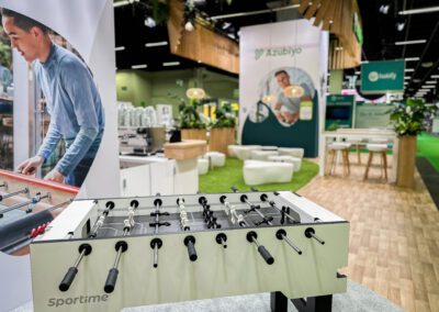 FUNKE Works Messestand ZPE24 mit marken Azubiyo und Absolventa