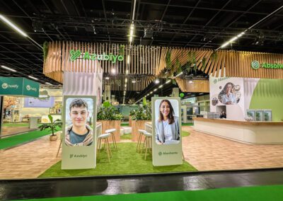 FUNKE Works Messestand ZPE24 mit marken Azubiyo und Absolventa