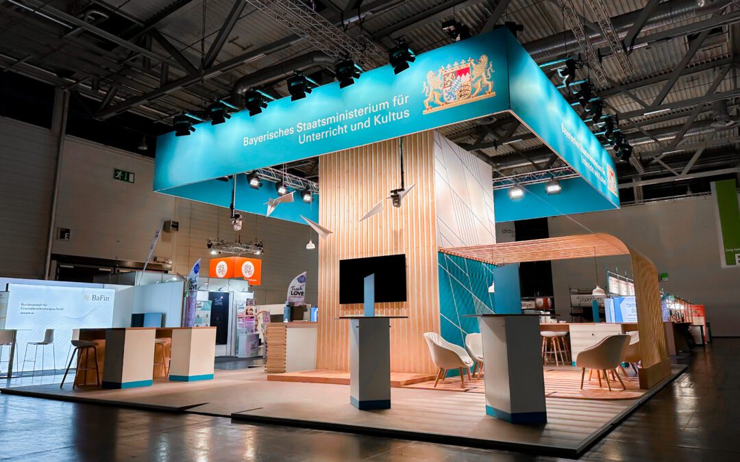 Bayrisches Staatsministerium Messestand didacta 2024
